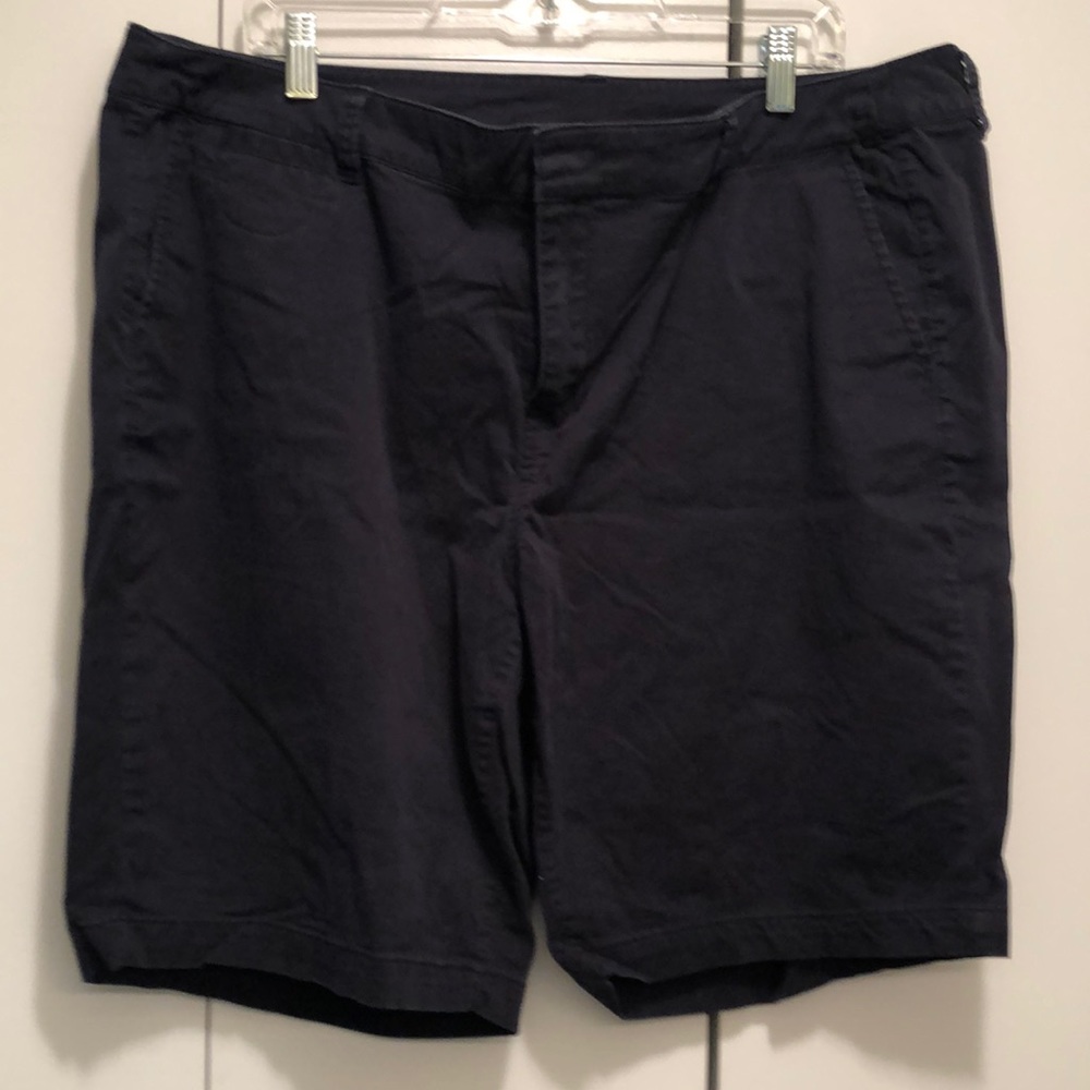Lane Bryant Bermuda shorts, dark blue